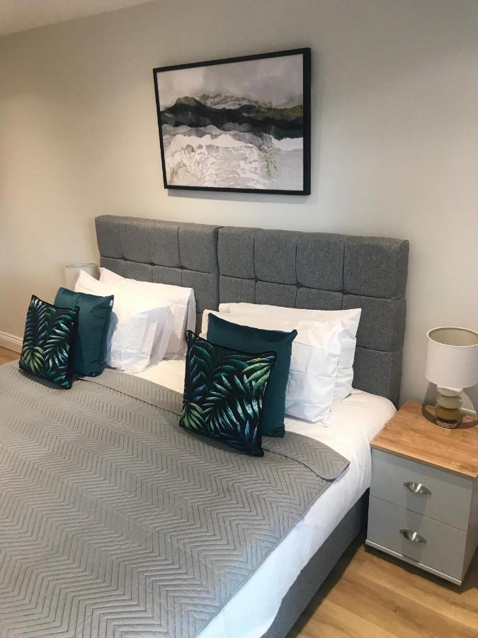Heart Of Henley 1 & 2 Bedroom Apartments Eksteriør billede