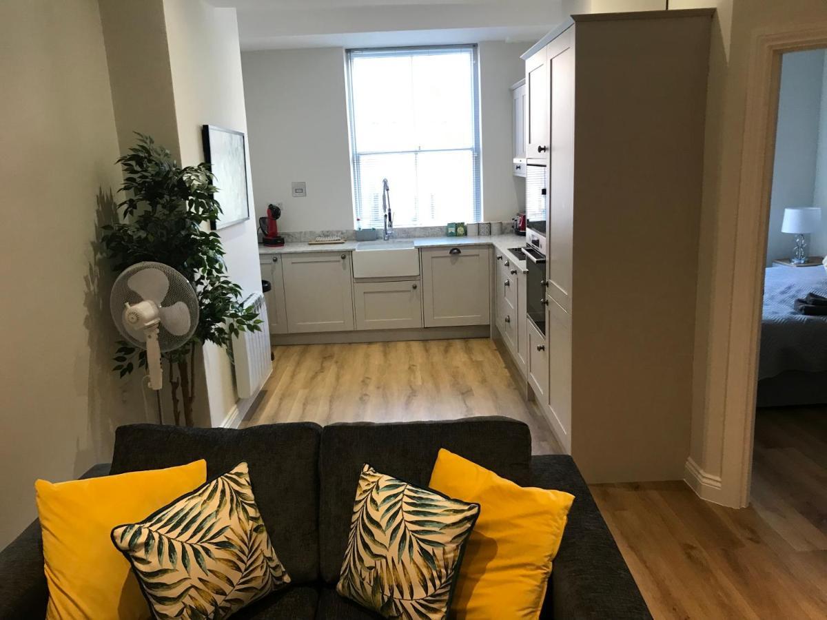 Heart Of Henley 1 & 2 Bedroom Apartments Eksteriør billede